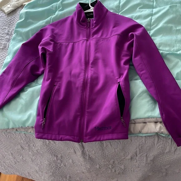Marmot waterproof jacket, size medium great condition - Picture 3 of 5